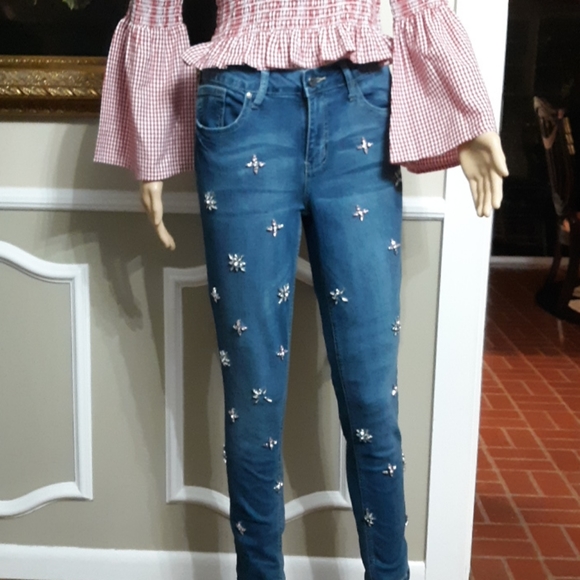 Jeans with Rhinestones - Picture 2 of 5